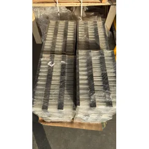 Щетка-чесалка для скота Г-образная Kerbl Texas, изображение 2