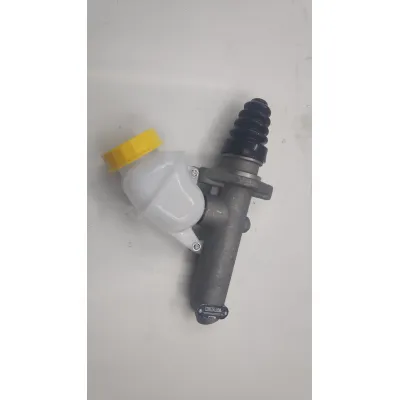 WG9719230023 Главный цилиндр сцепления Huatai