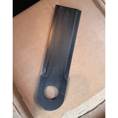 Z42176 60017019012D  Нож соломоизмельчителя гладкий 5мм d18 JOHN DEERE