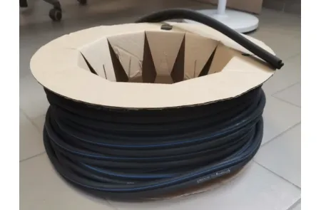 Черный резиновый вакуумный шланг с полосой. A = 7.0 mm B = 13.0 mm, изображение 2