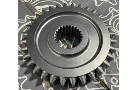 Шестерня Z-32 шлицевого вала (295404803R) редуктора барабана S8296048002