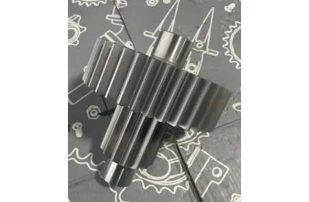 Вал промежуточный бортового редуктора ZF/0092.203.024 0092.103.425