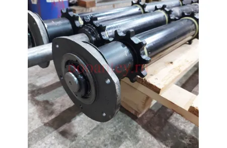 152.03.00.050 Вал верхний Акрос-590/595